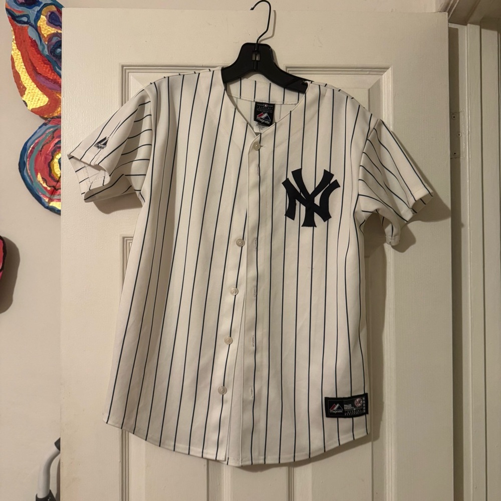 Vintage 80s NY New York Yankees Baseball Sports Jersey Tee
